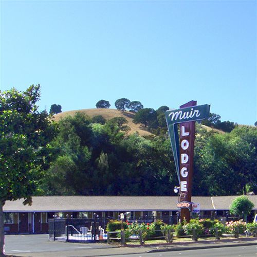 Muir Lodge Motel Martinez Exterior photo